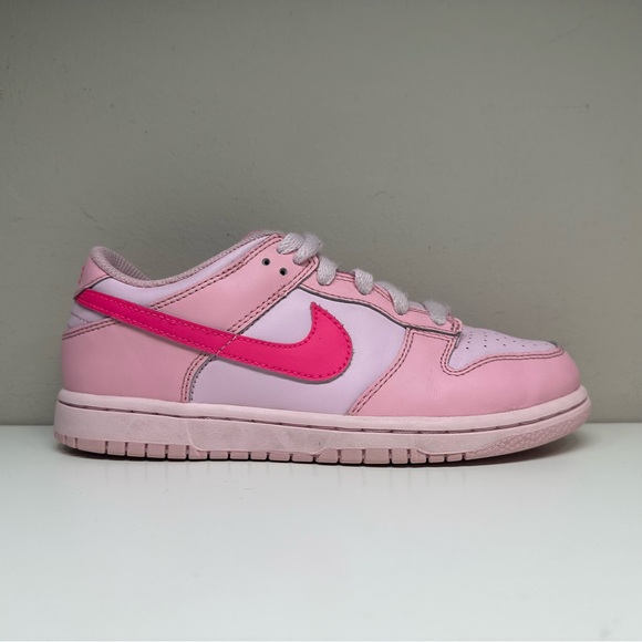 EUC | Nike | Dunk Low | Triple Pink | Girls 3Y US - Picture 2 of 12